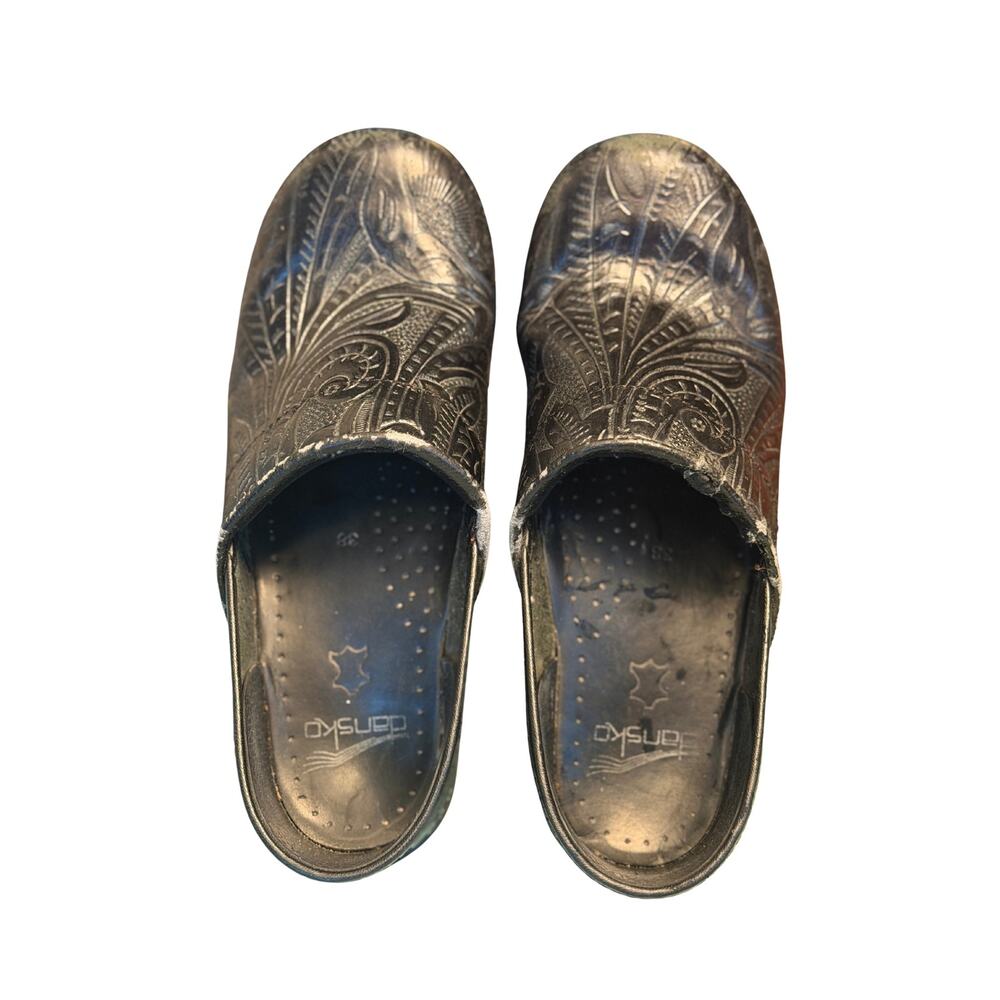 Dansko Tooled Embossed Leather Clogs Women’s EU 38 US 7.5 Black Comfort Shoes